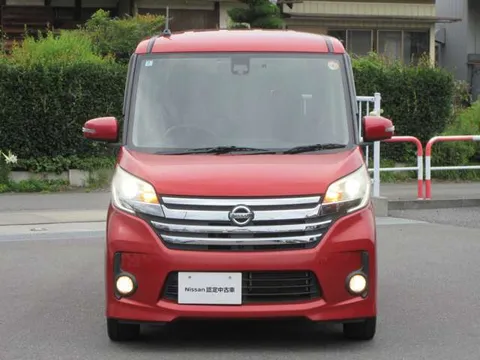 Nissan Dayz Roox