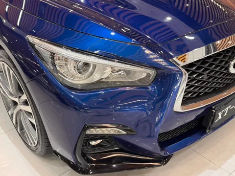 Infiniti Q50L
