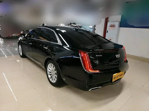 Cadillac XTS