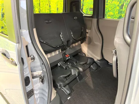 Honda N-BOX Joy