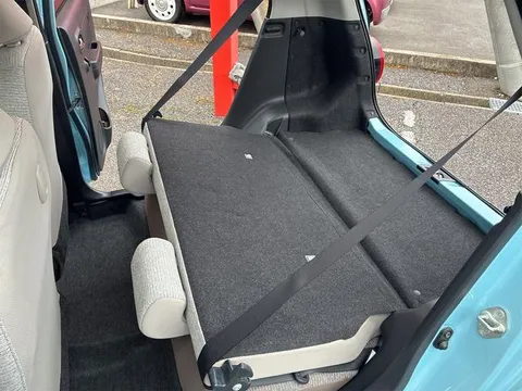Daihatsu Mira Tocot
