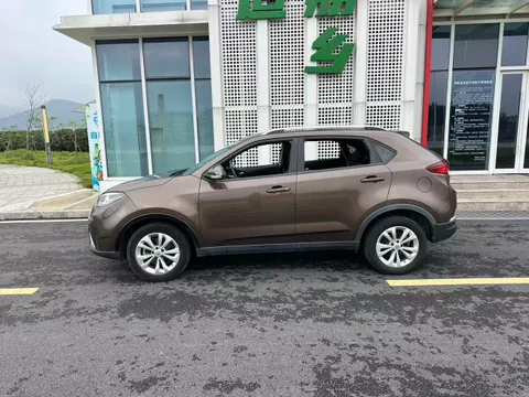 MG GS