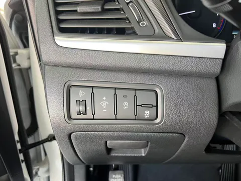 Hyundai Mistra