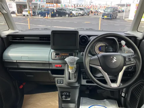 Suzuki Spacia Base