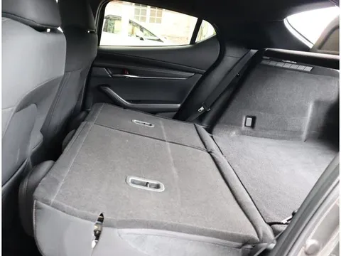 Mazda MAZDA3 Fastback