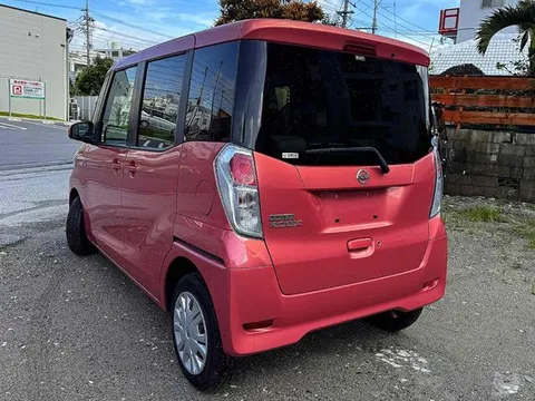 Nissan Dayz Roox