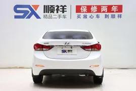 Hyundai Elantra (Avante)