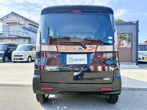 Suzuki Spacia Custom Z