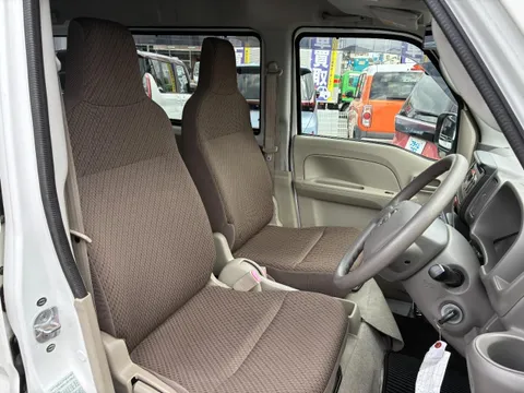 Nissan Clipper
