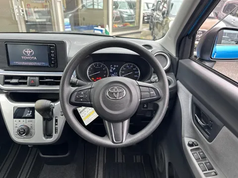 Toyota Pixis Joy