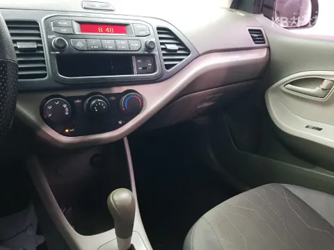 Kia Deluxe