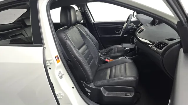 Renault SM3