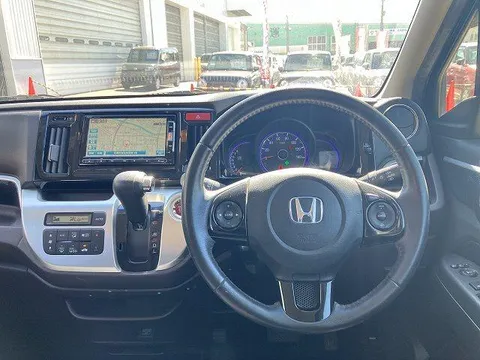 Honda N-WGN Custom