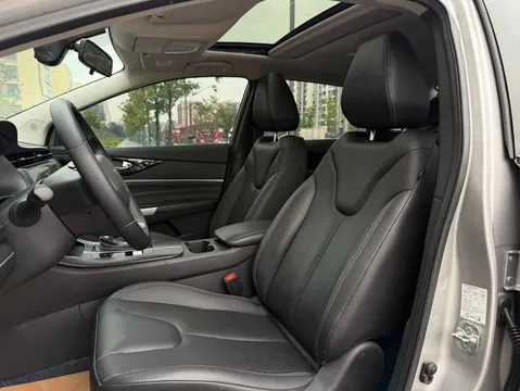 Venucia D60