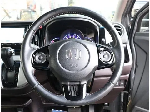 Honda N-WGN Custom