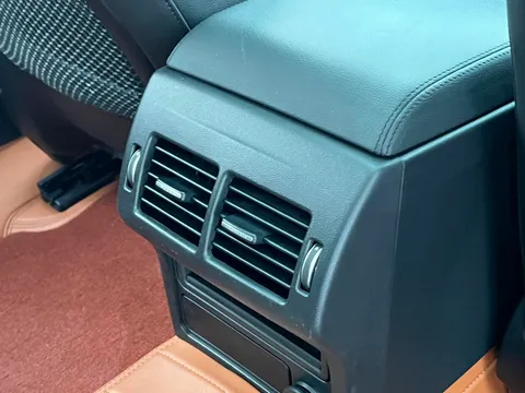Jaguar XFL