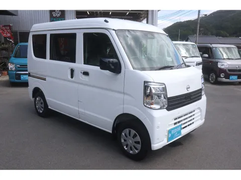 Nissan Clipper Van