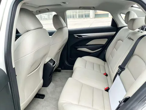 Geely Binrui