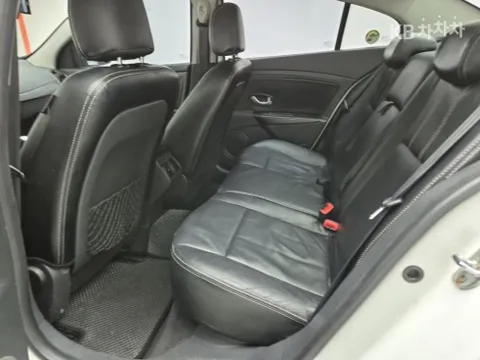 Renault SM3