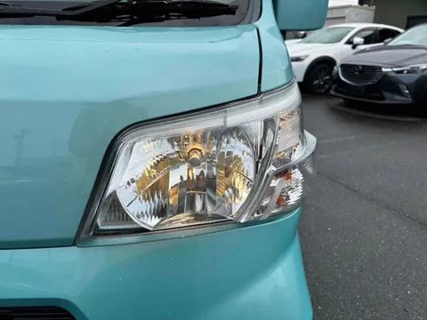 Toyota Pixis Van