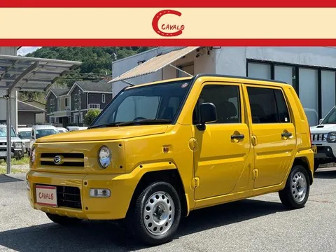 Daihatsu Naked