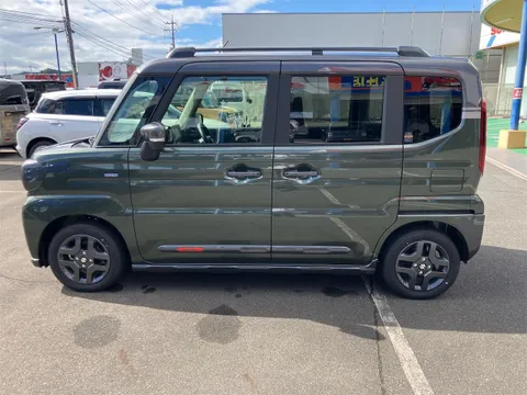 Suzuki Spacia Gear