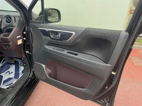 Honda N-WGN Custom