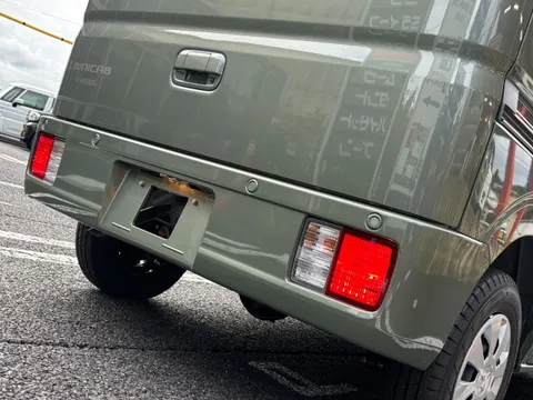 Mitsubishi Minicab Van