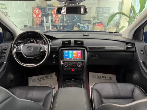 Mercedes-Benz R-Class