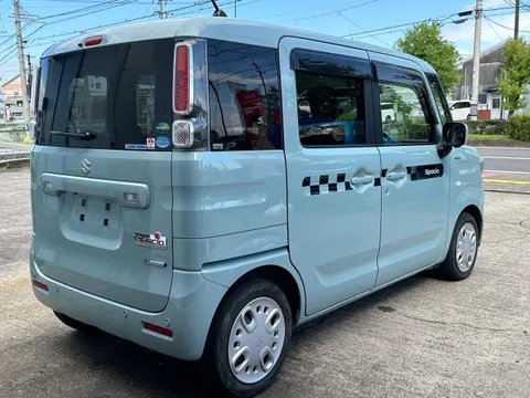 Suzuki Spacia