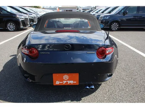 Mazda MX-5 (Roadster)