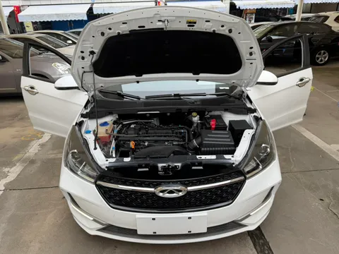 Chery Arrizo 5