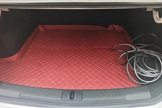 Roewe i5