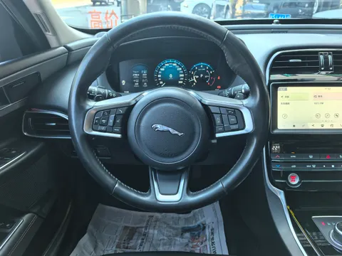 Jaguar XEL
