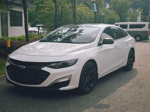 Chevrolet Malibu XL