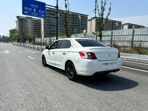 Peugeot 301