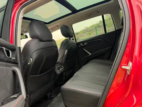 Baojun RS-5