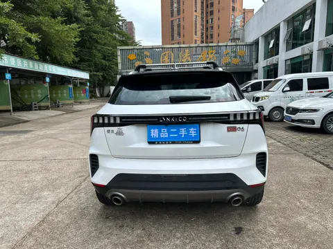 Lynk & Co 06