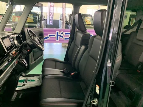 Suzuki Spacia Custom