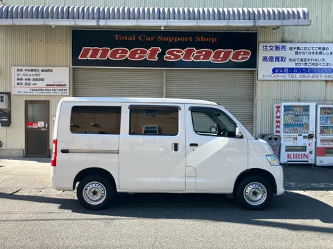 Toyota TownAce Van