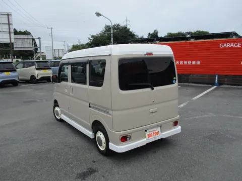Nissan Clipper