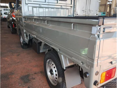 Suzuki Carry Track