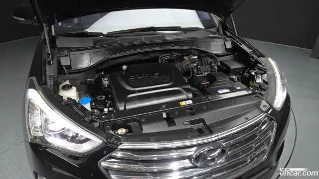 Hyundai Grand Santa Fe (Maxcruz)