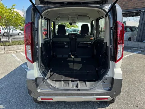 Suzuki Spacia Gear