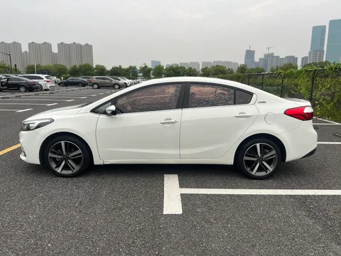 Kia Cerato (K3)