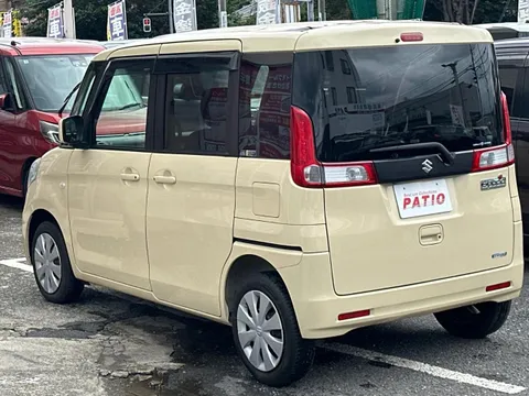 Suzuki Spacia