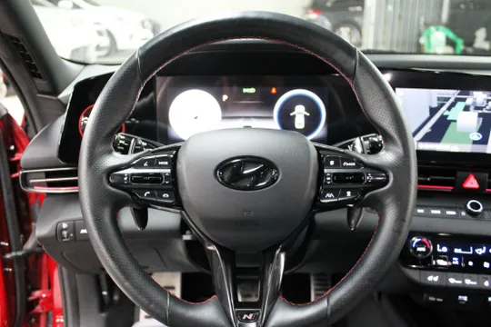 Hyundai Elantra (Avante)
