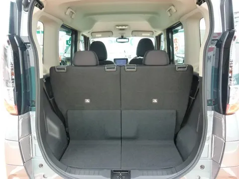Mitsubishi eK X Space
