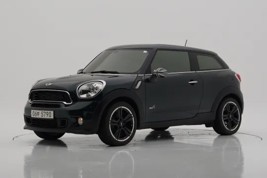 MINI Paceman