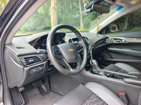 Cadillac ATS-L